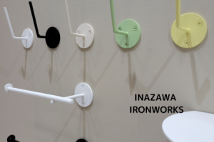 オリジナリティーあふれる多色多彩なアイアンでインテリアを飾る